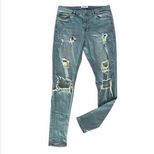 Legend London Men's skinny fit distressed jeans size 30x32
